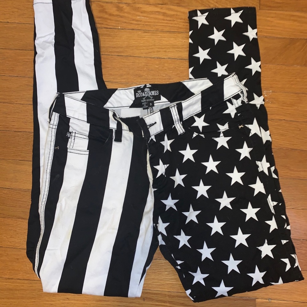 Fun B&W Flag Skinny Jeans size 9